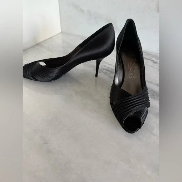 Salvatore Ferragamo Black Satin Pleated Peep-Toe Heels • 9 • NEW - Picture 4 of 11